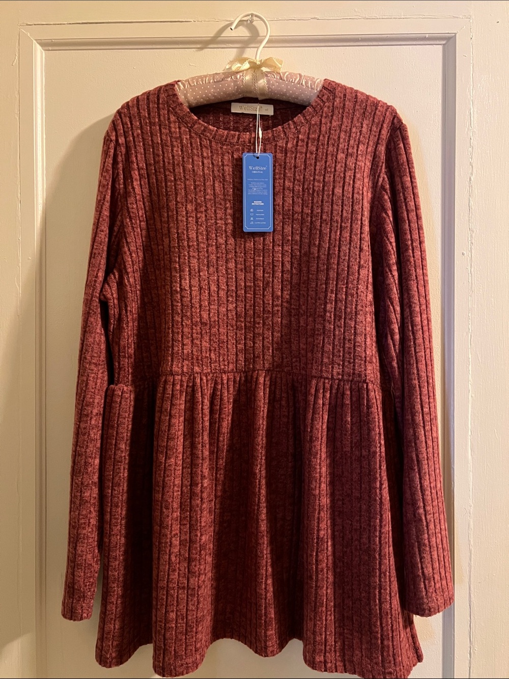 Women’s Ribbed Long-Sleeve soft top- Burgundy